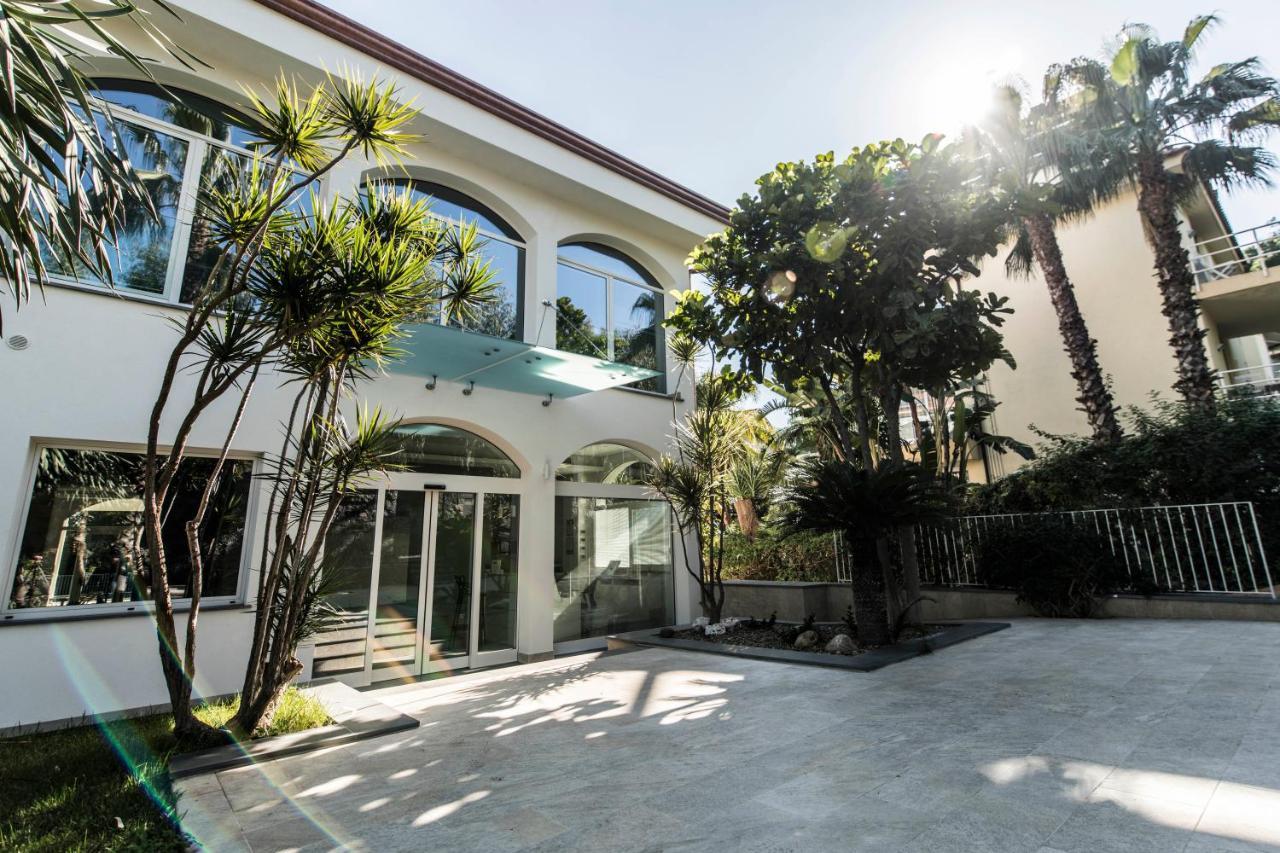 Sicilia'S Art Hotel & Spa Aci Trezza Kültér fotó